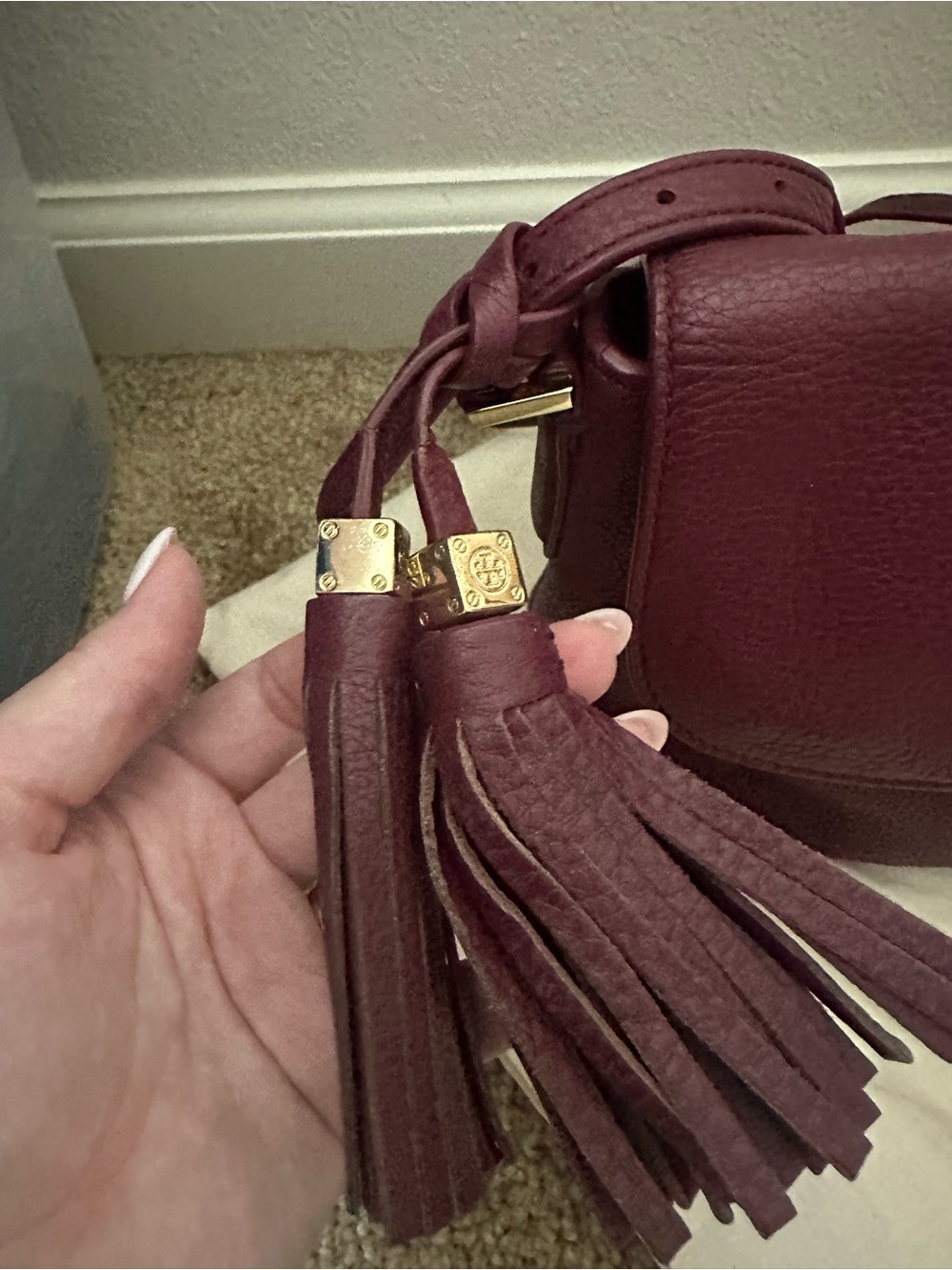 Tory Burch Pebbled Leather Shoulder Bag with Tassel - Picture 3 of 7